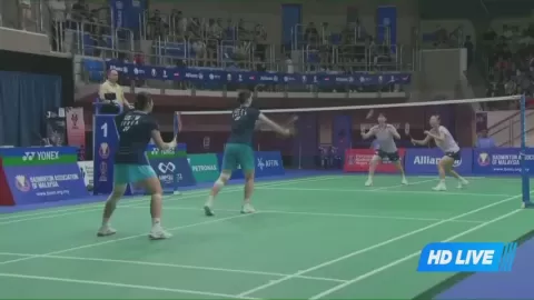 Poster siaran X.Zhu VS Wang Zijun